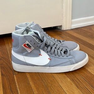 Never worn Nike trailblazer. Originally purchased off of KITH website